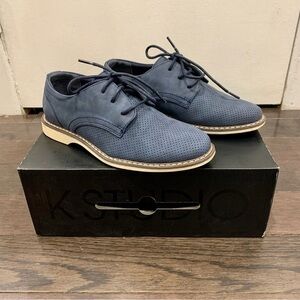 Blue lace tie dressy shoes